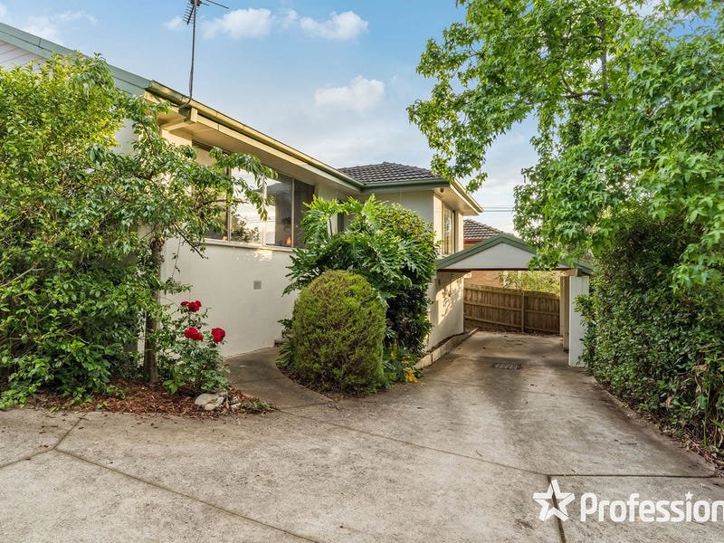 22A Greenslopes Drive, Mooroolbark image 2