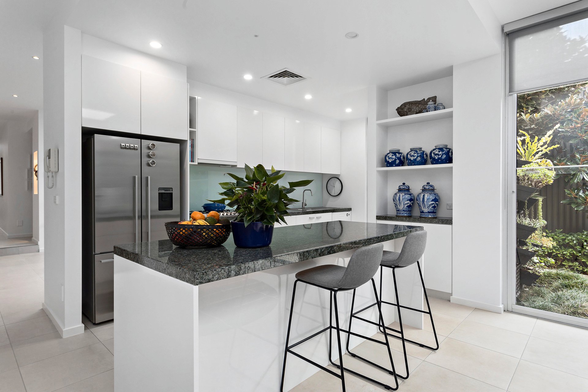 Property Gallery Thumbnail 3