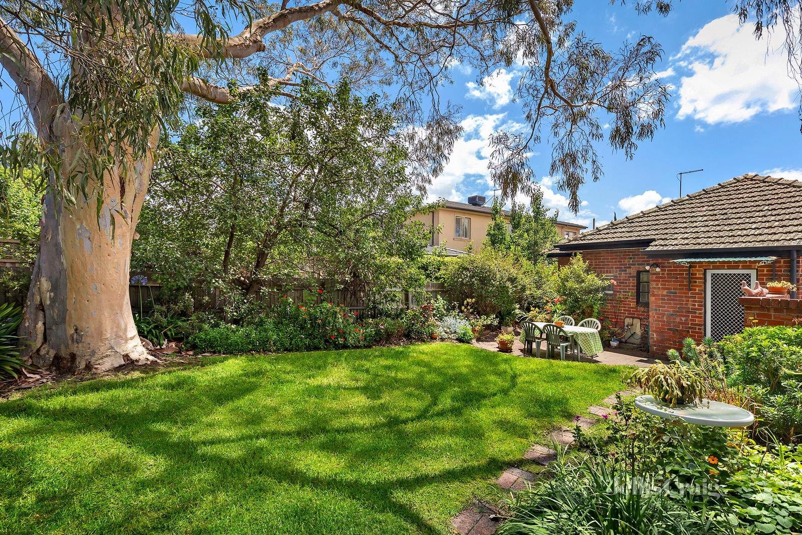 22A St Helens Road, Hawthorn East image 8