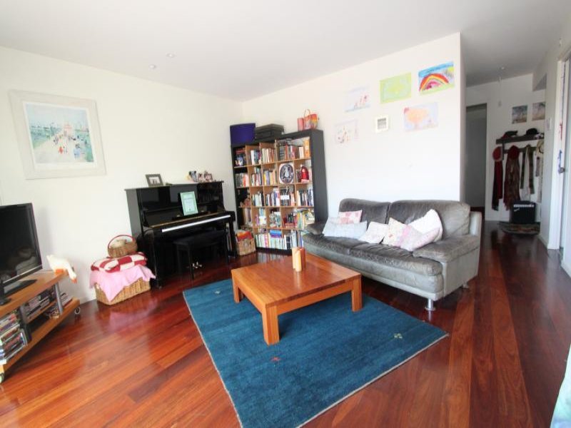 Property Gallery Thumbnail 7