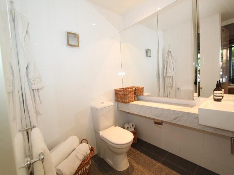 Property Gallery Thumbnail 14