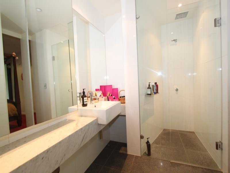 Property Gallery Thumbnail 15