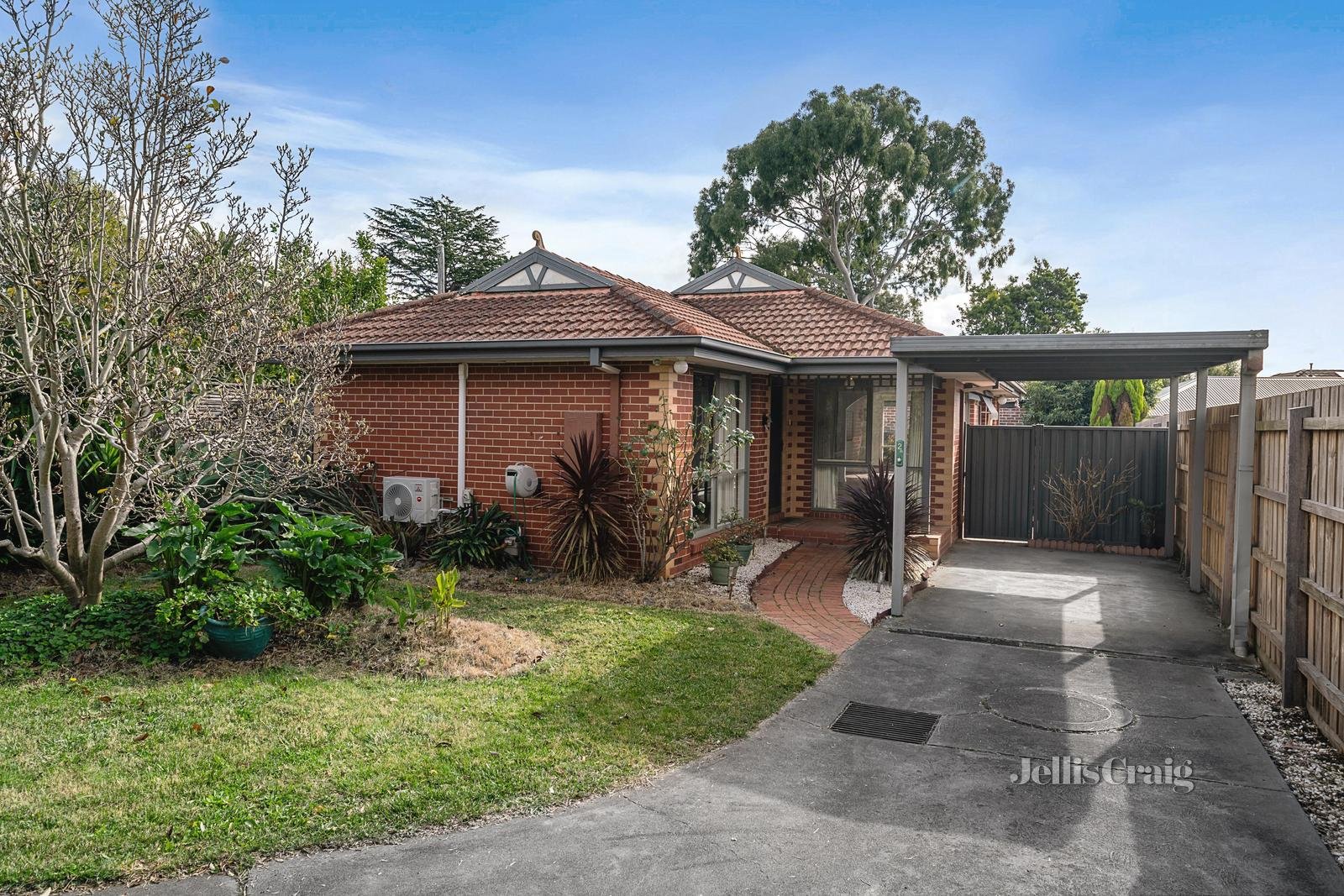 2/2A Wooddale Grove, Mitcham image 10