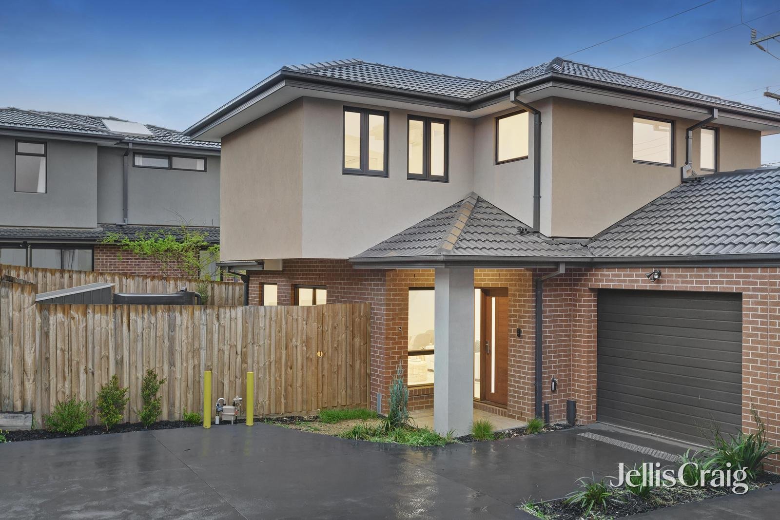 2/2B Farleigh Avenue, Burwood image 1