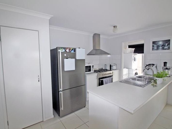 22B Godfrey Street, Thomson image 3