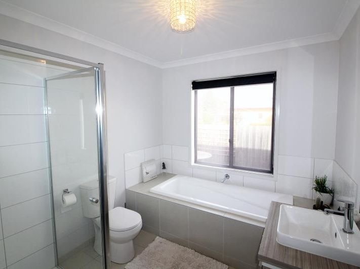 22B Godfrey Street, Thomson image 4