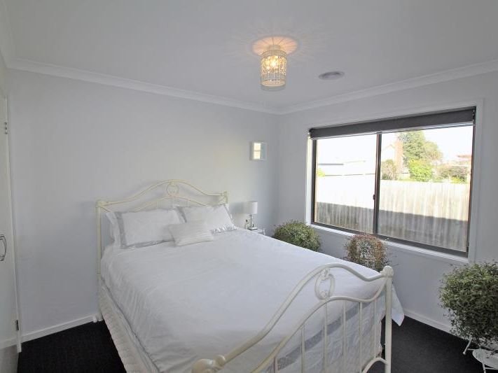 22B Godfrey Street, Thomson image 6