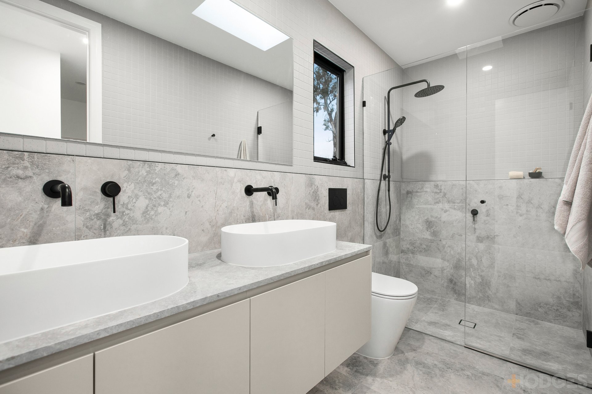 22B Munro Avenue Cheltenham