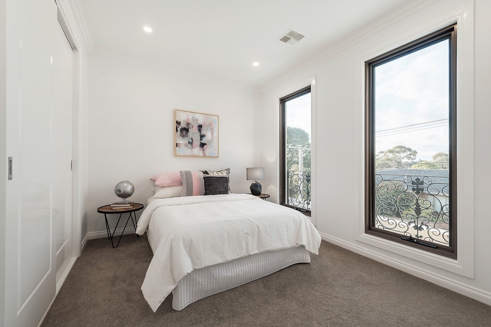 22B Sunhill Road, Mount Waverley image 8