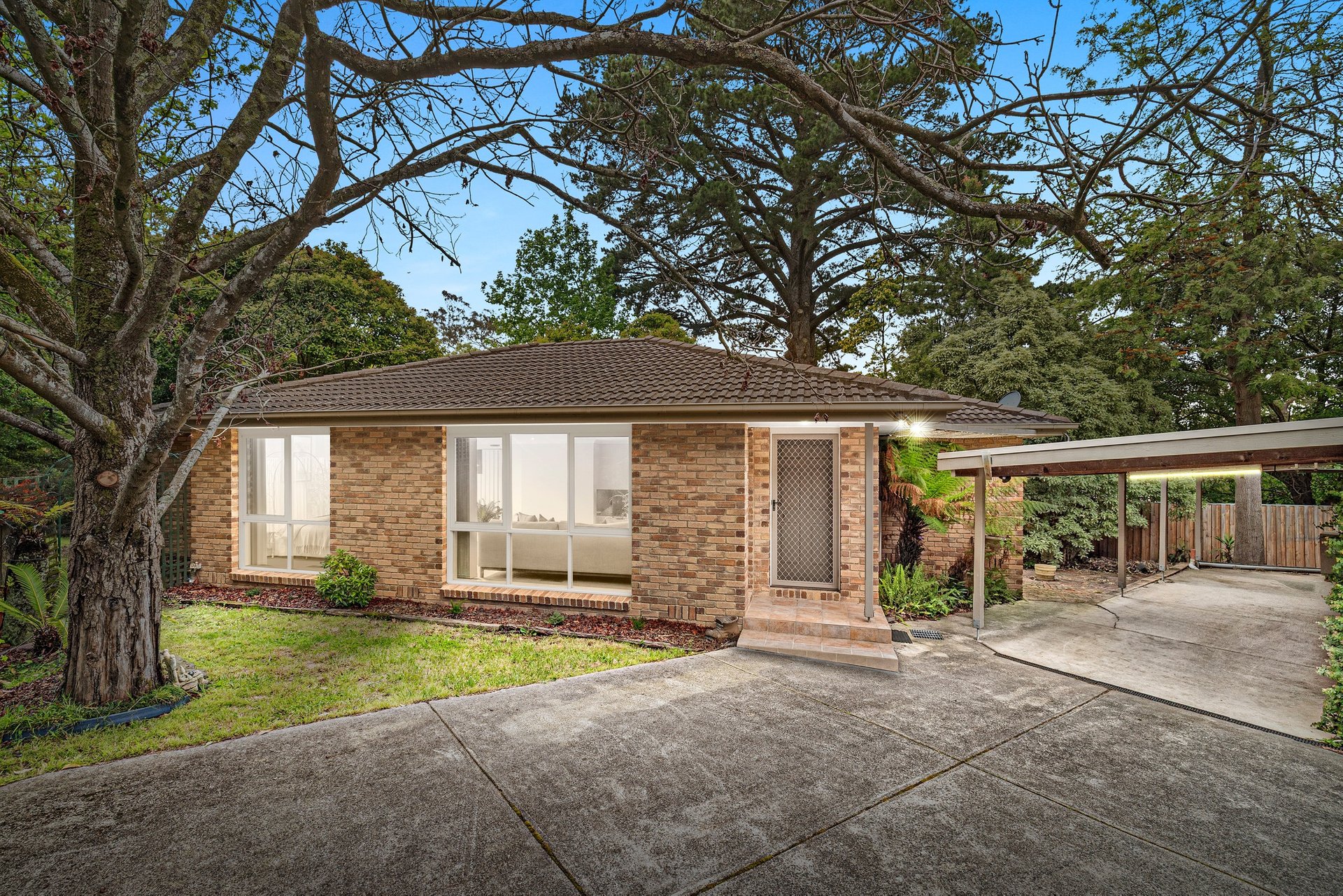 22B Yarraduct Place South, Croydon image 1