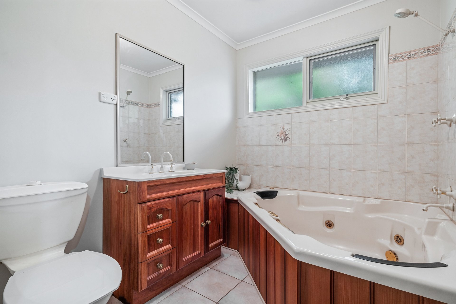 22B Yarraduct Place South, Croydon image 6