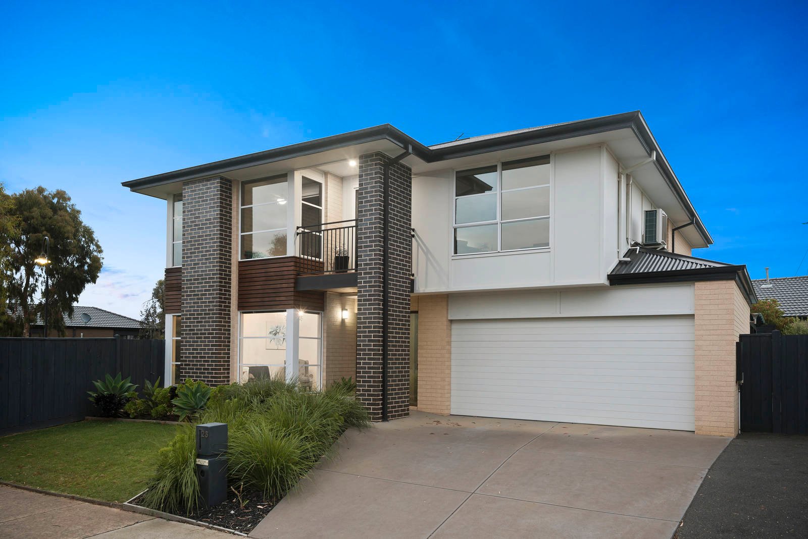 Property Gallery - Main Image