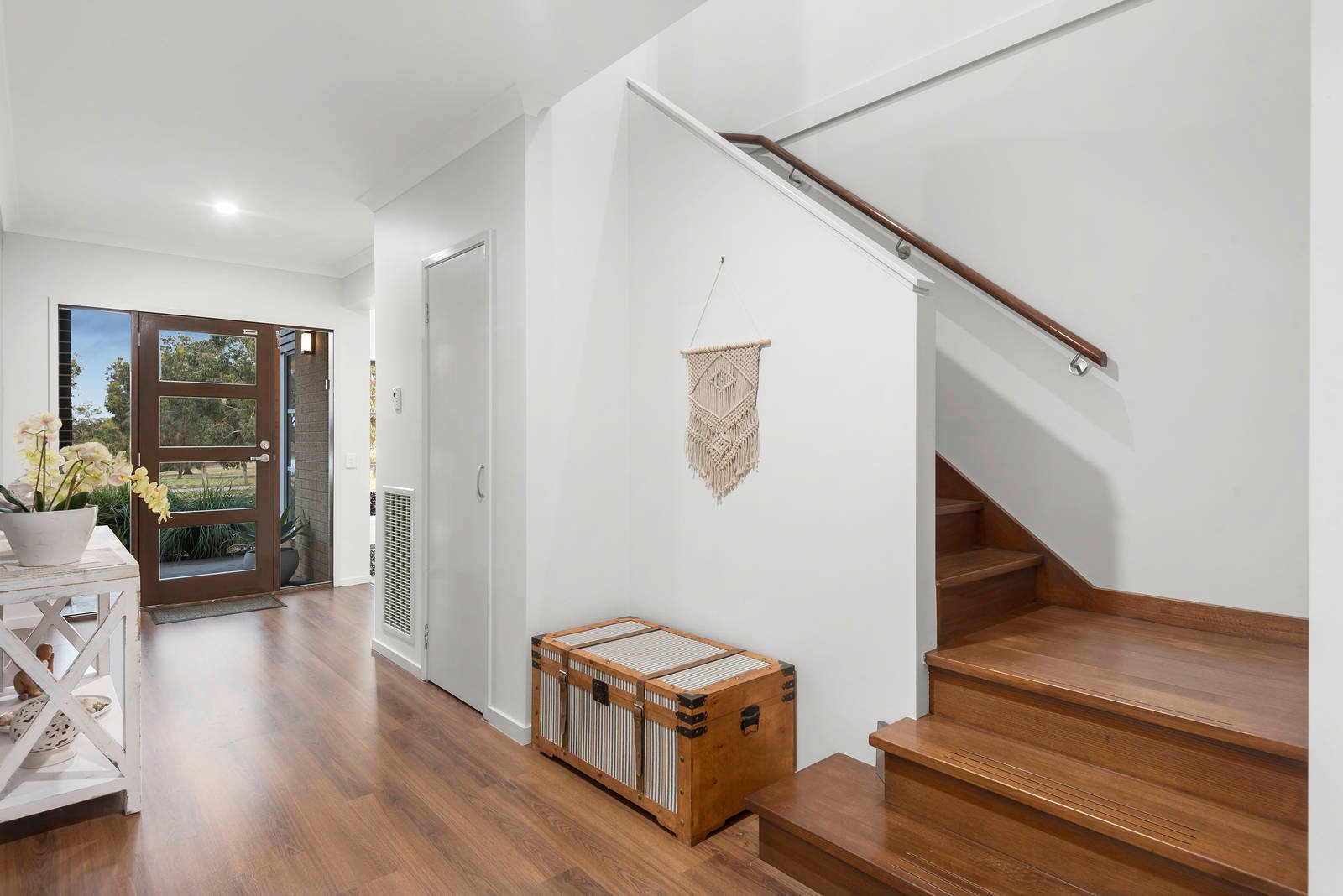 Property Gallery Thumbnail 9