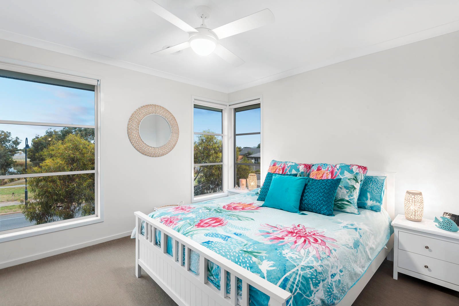 Property Gallery Thumbnail 11