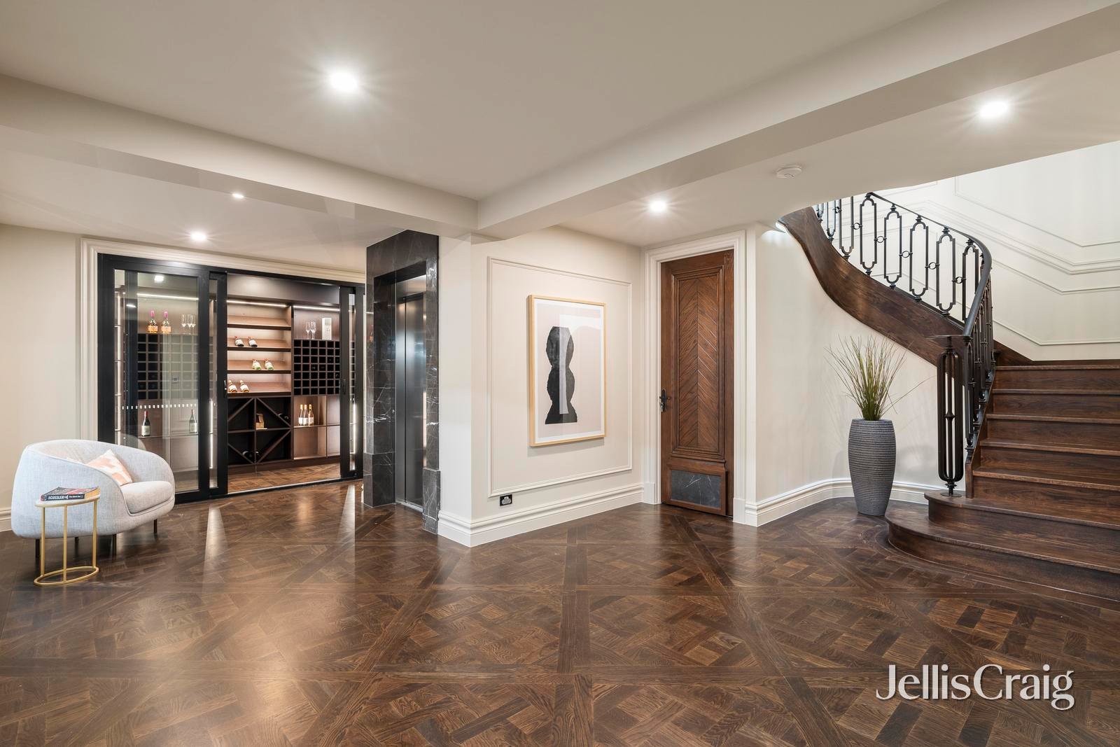23-25 Rubens Grove, Canterbury image 6