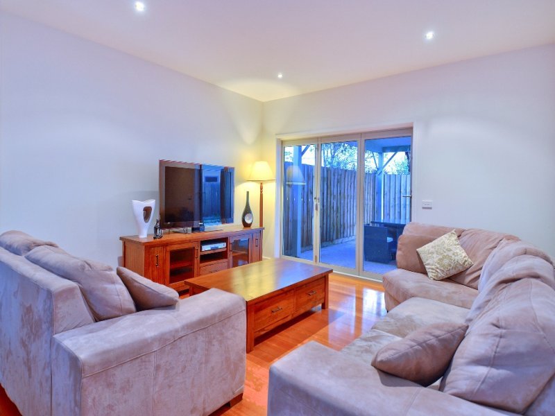2/3-5 Lomond Terrace, East Geelong image 2
