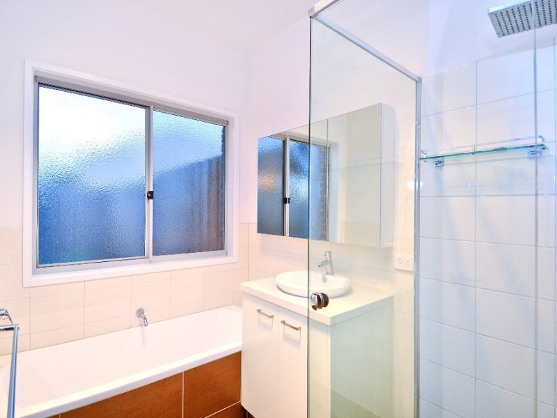 2/3-5 Lomond Terrace, East Geelong image 9