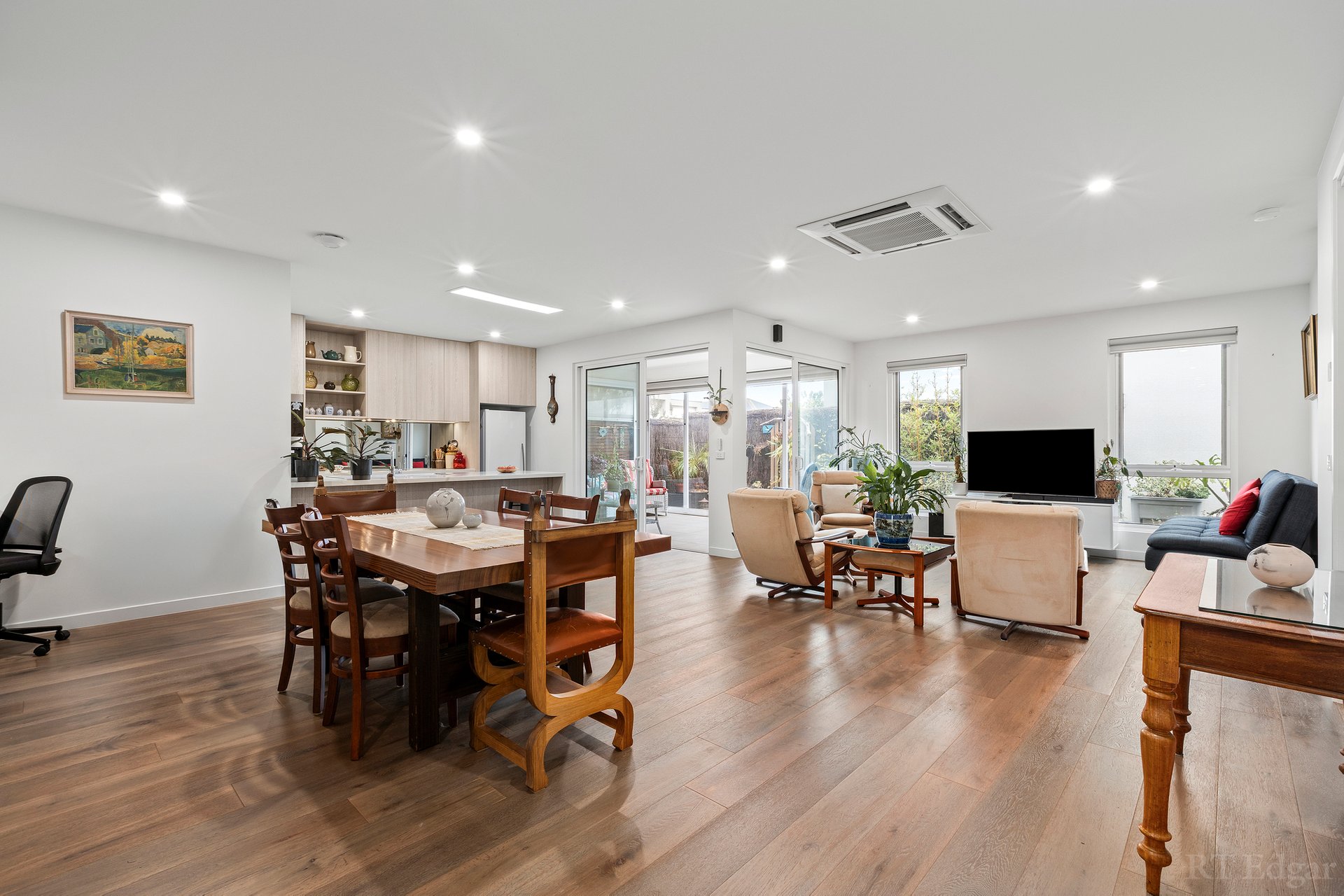 Property Gallery Thumbnail 4