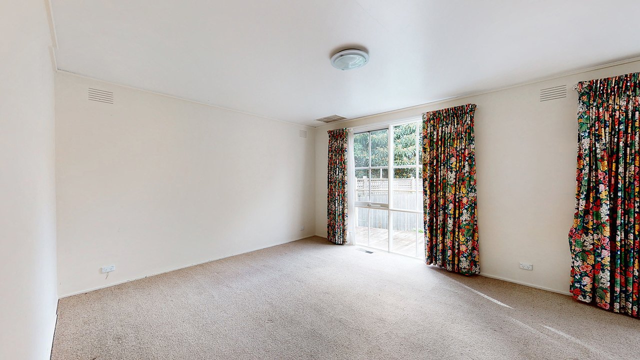 23 Albany Crescent, Surrey Hills image 5