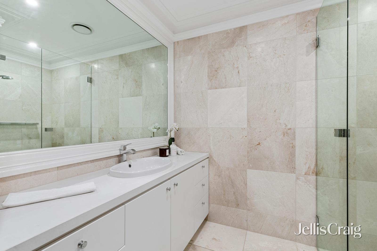 2/3 Ascot Street, Malvern image 10