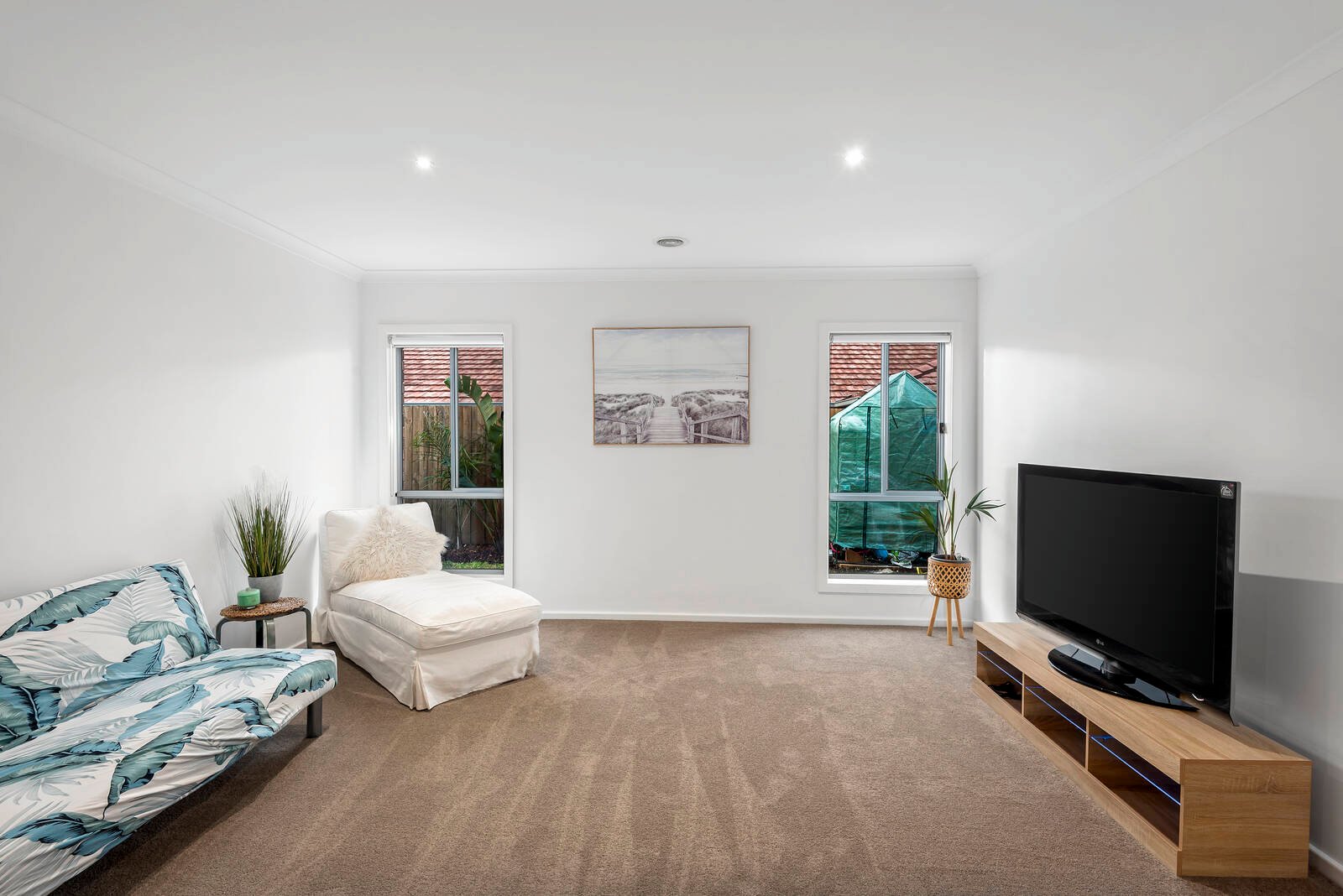 Property Gallery Thumbnail 6