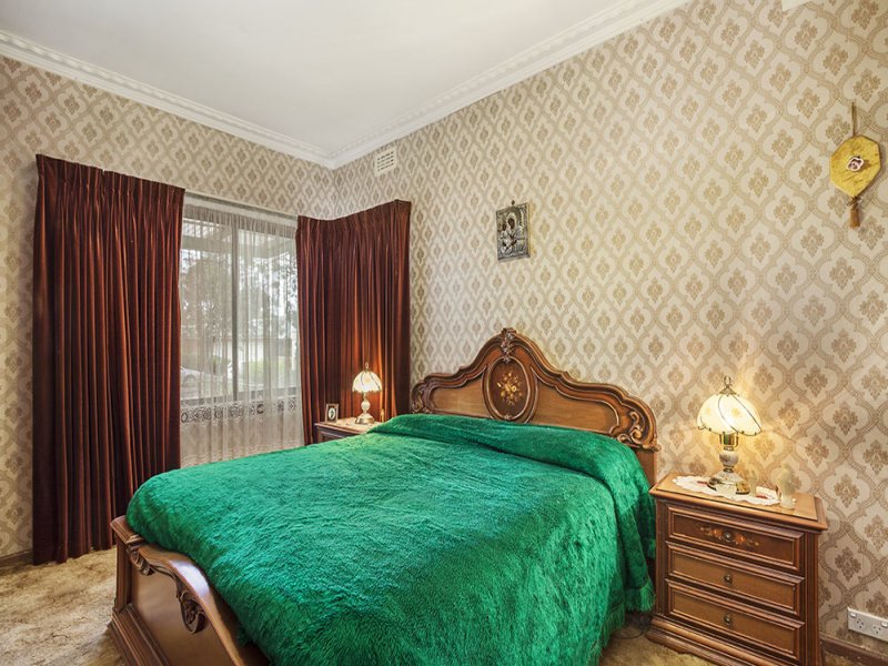 Property Gallery Thumbnail 6