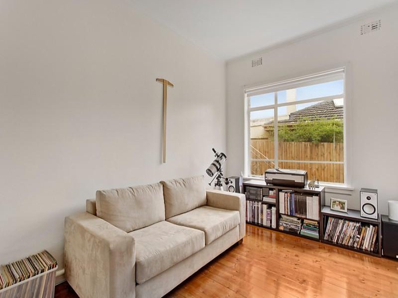 2/3 Birtles Street, Balwyn image 5