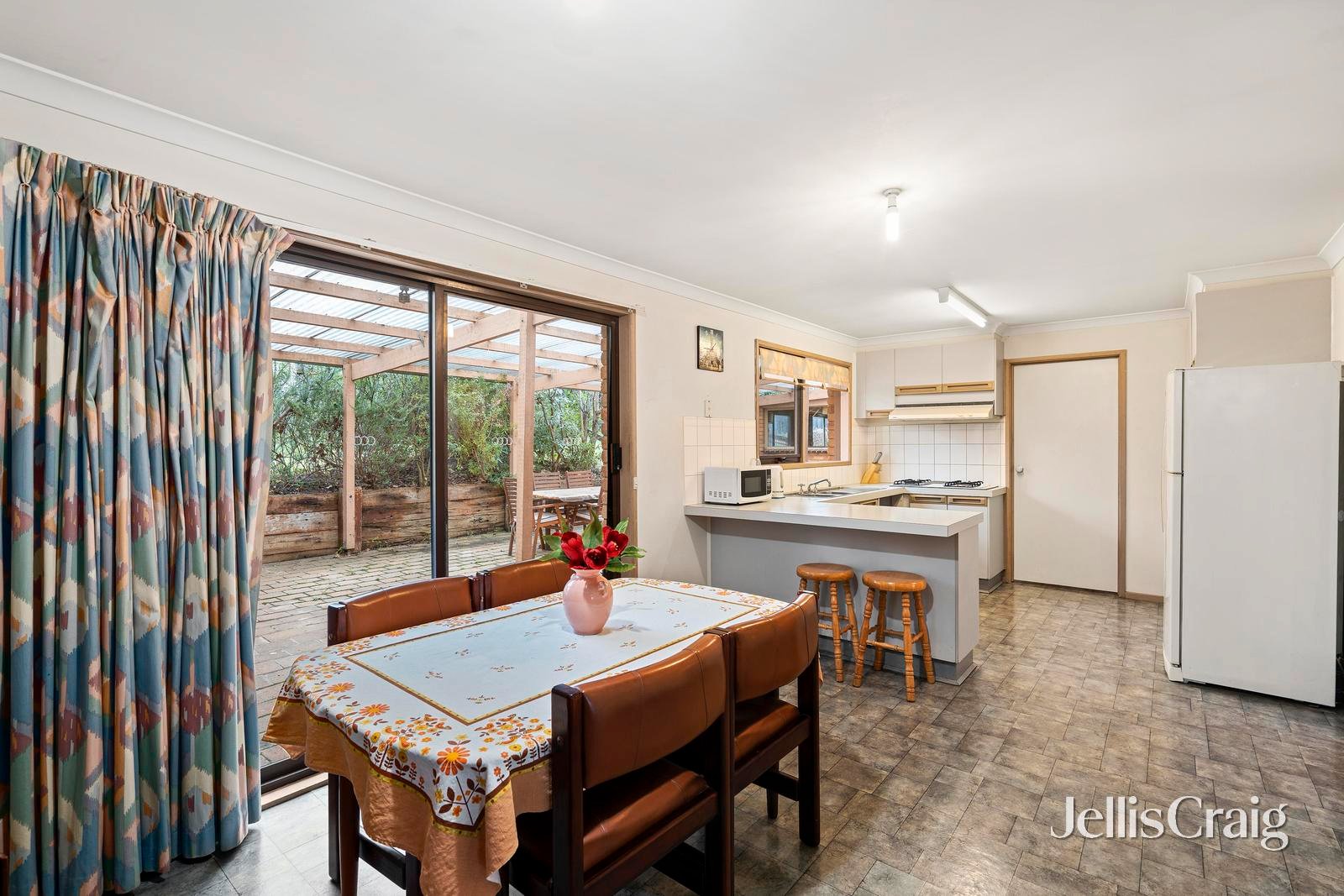 23 Blaxland Court, Mooroolbark image 3