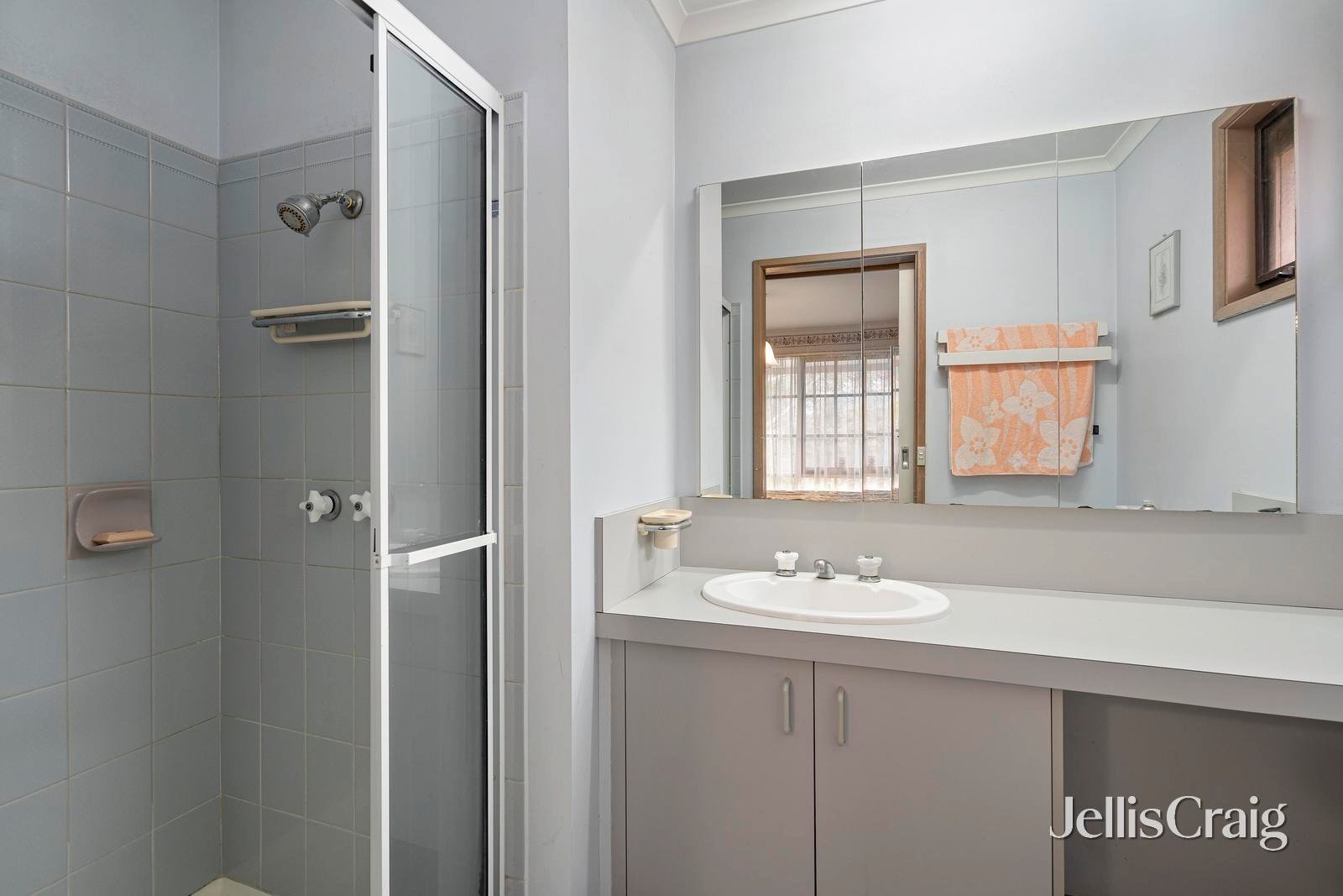 23 Blaxland Court, Mooroolbark image 6