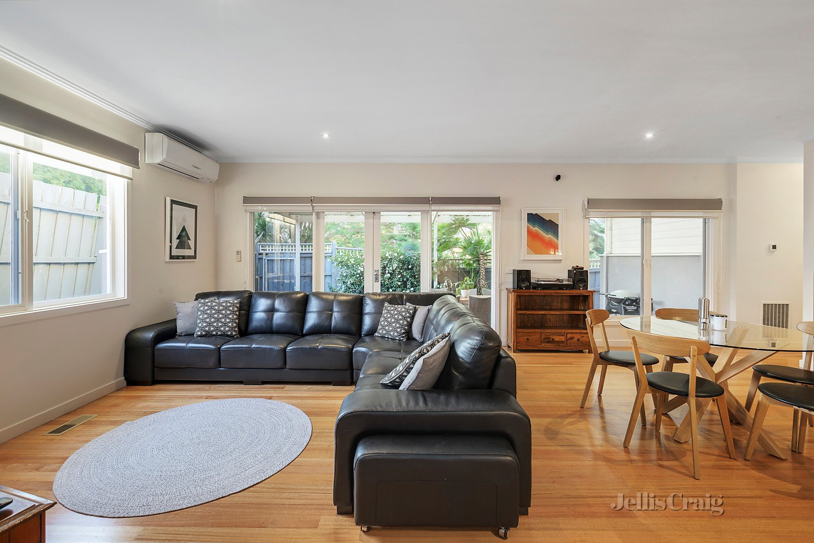 2/3 Brady Road, Bentleigh East image 6
