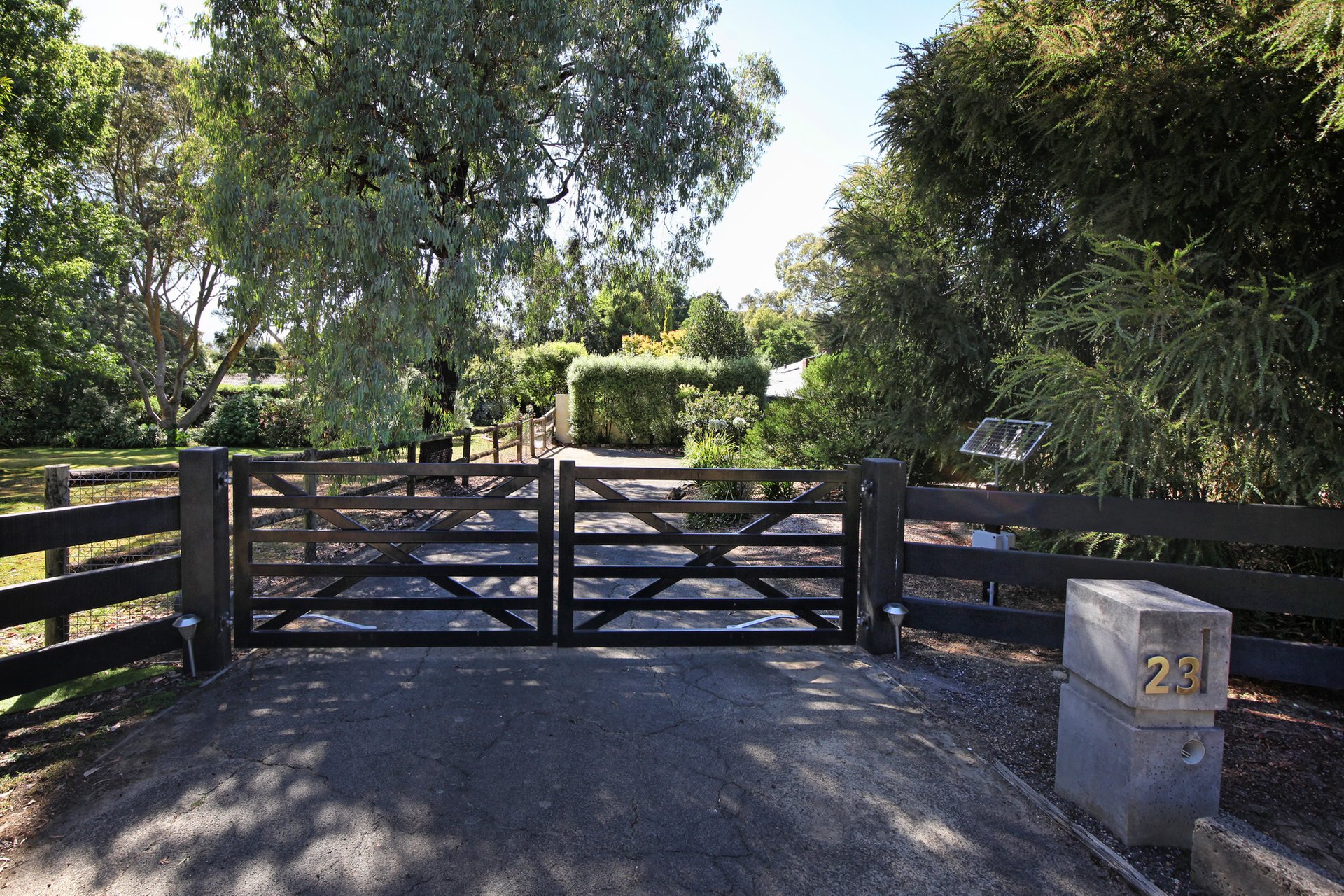 Property Gallery Thumbnail 24