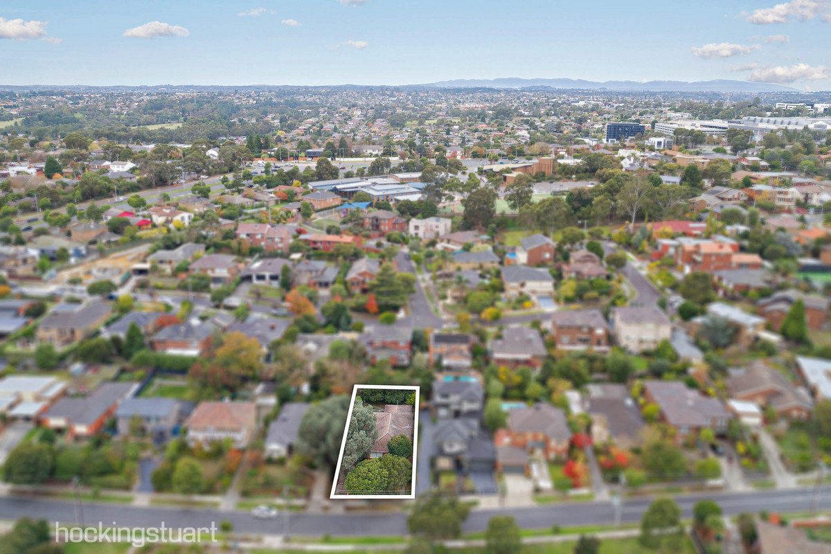 23 Burgundy Drive, Doncaster image 5