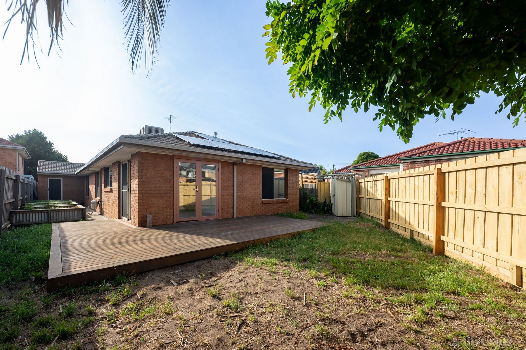 2/3 Burkitt Court, Preston image 8