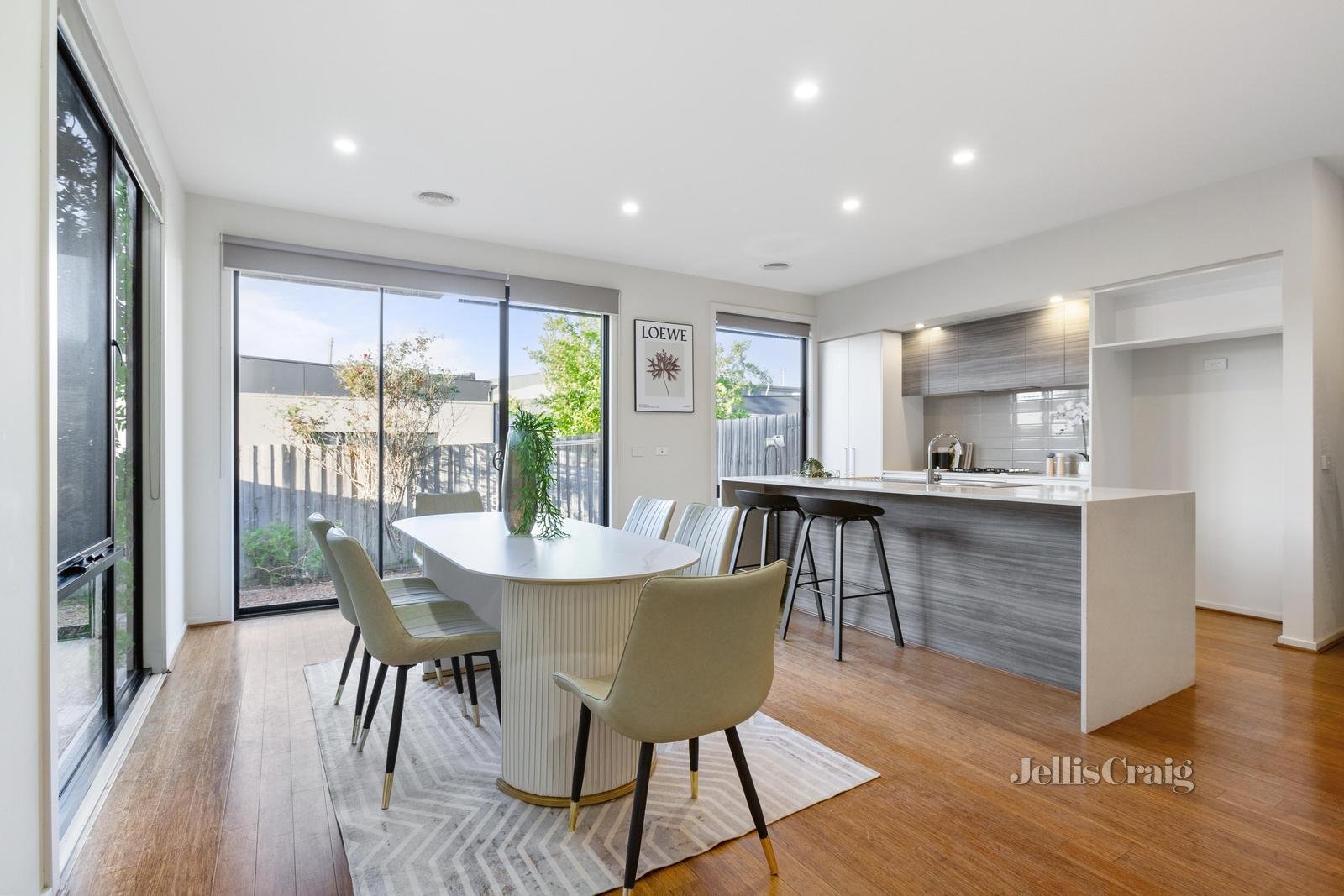 23 Burn Nar Look Drive, Burwood image 4