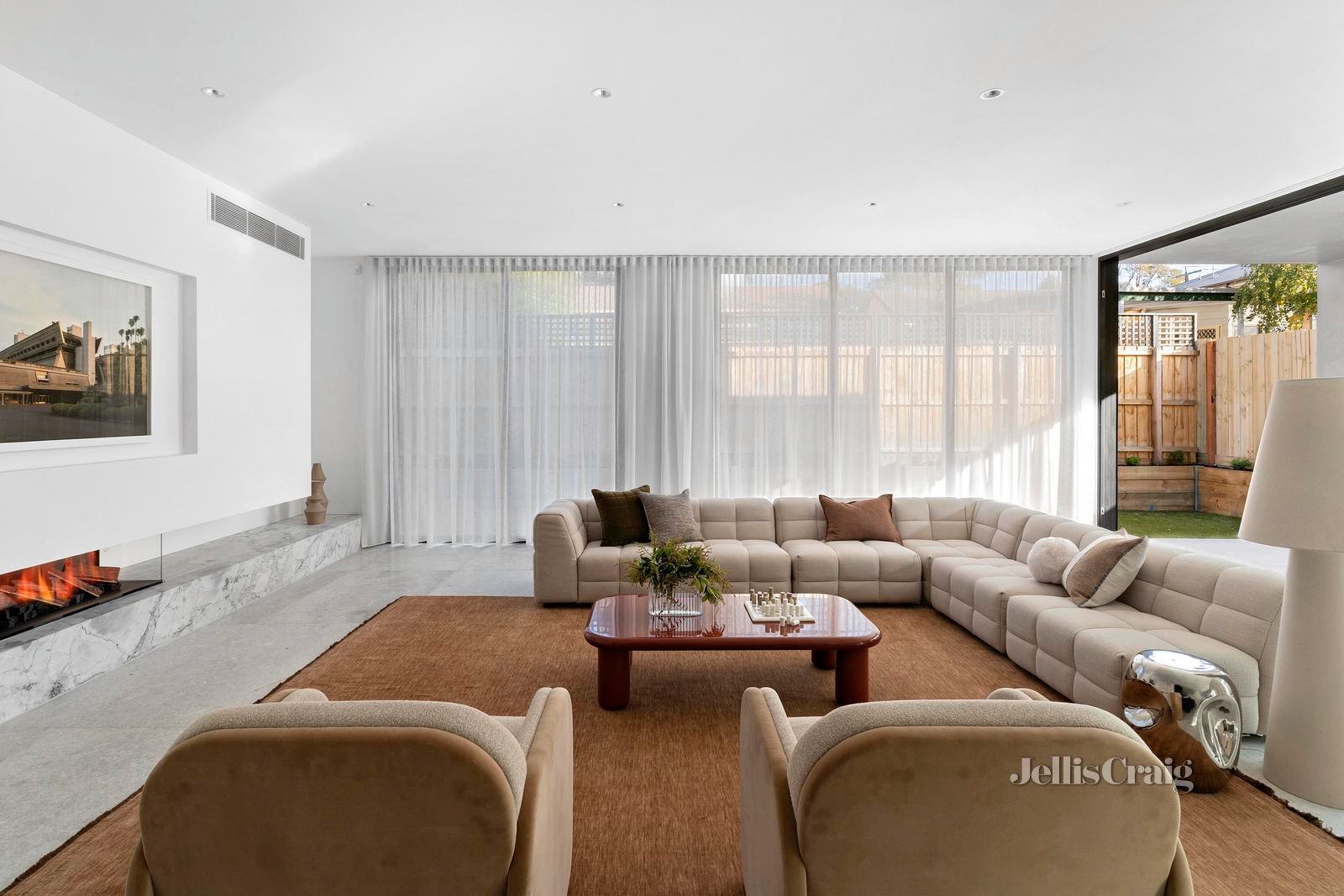 23 Butler Street, Essendon image 4
