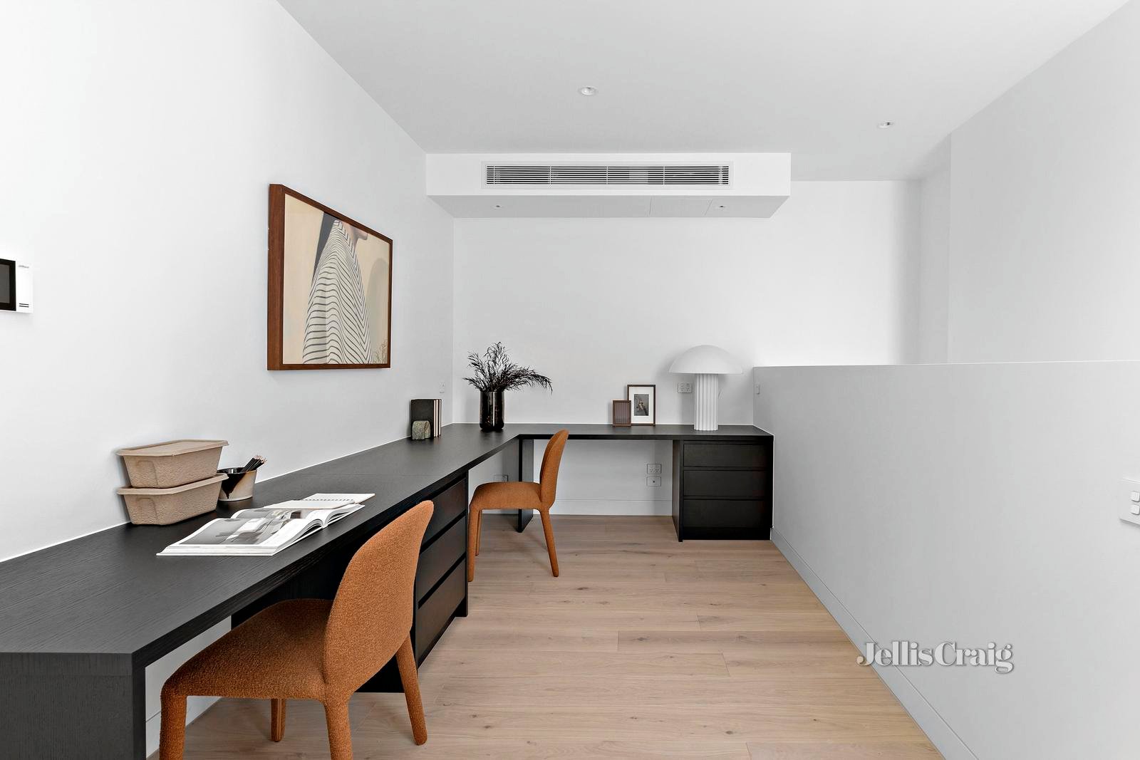 23 Butler Street, Essendon image 13
