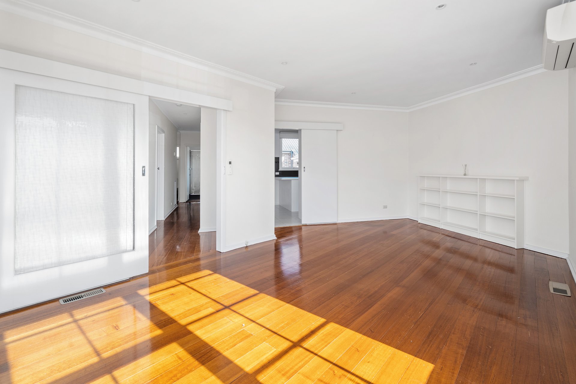 2/3 Byron Street, Canterbury image 3