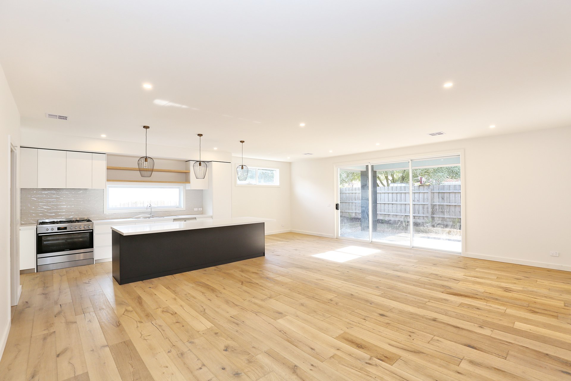 2/3 Campbell Street, Heathmont
- Print Image 1