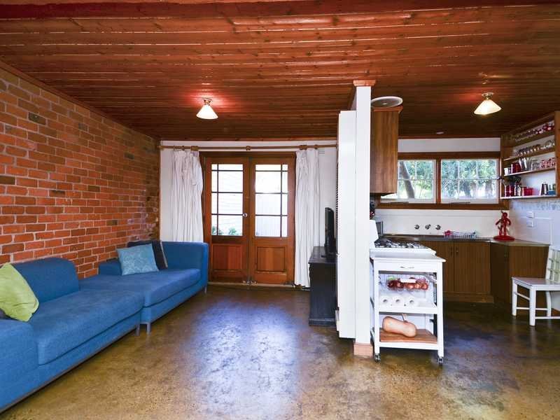 23 Candover Street, Geelong West image 2