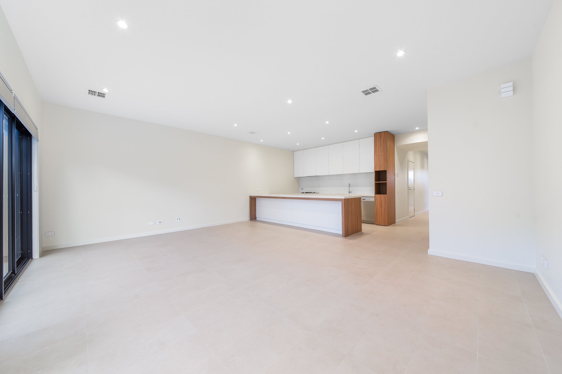 23 Cavenagh Boulevard, Mulgrave image 2