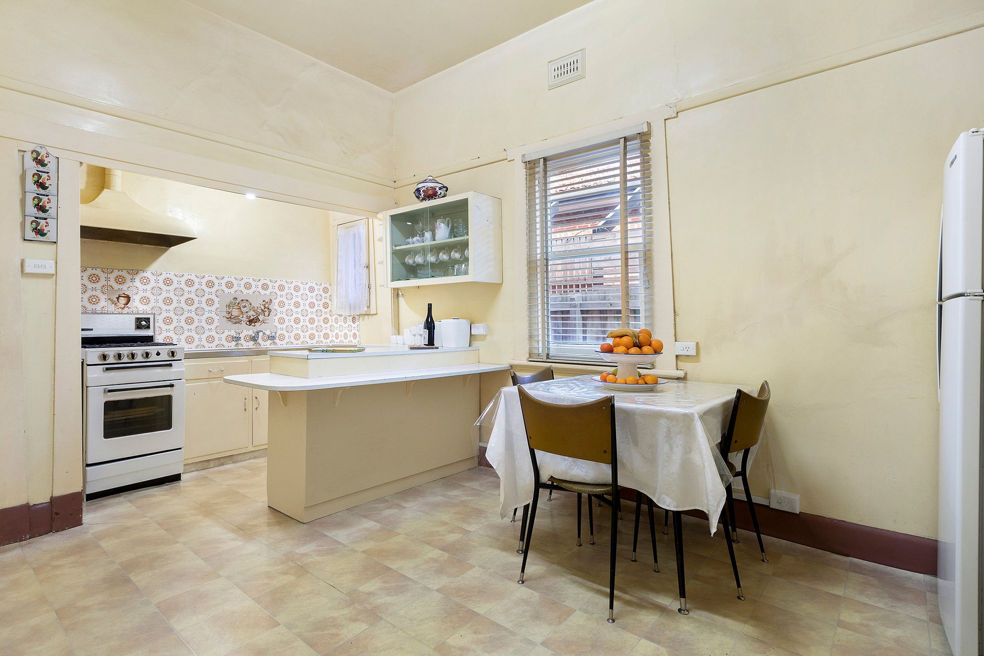 Property Gallery Thumbnail 3