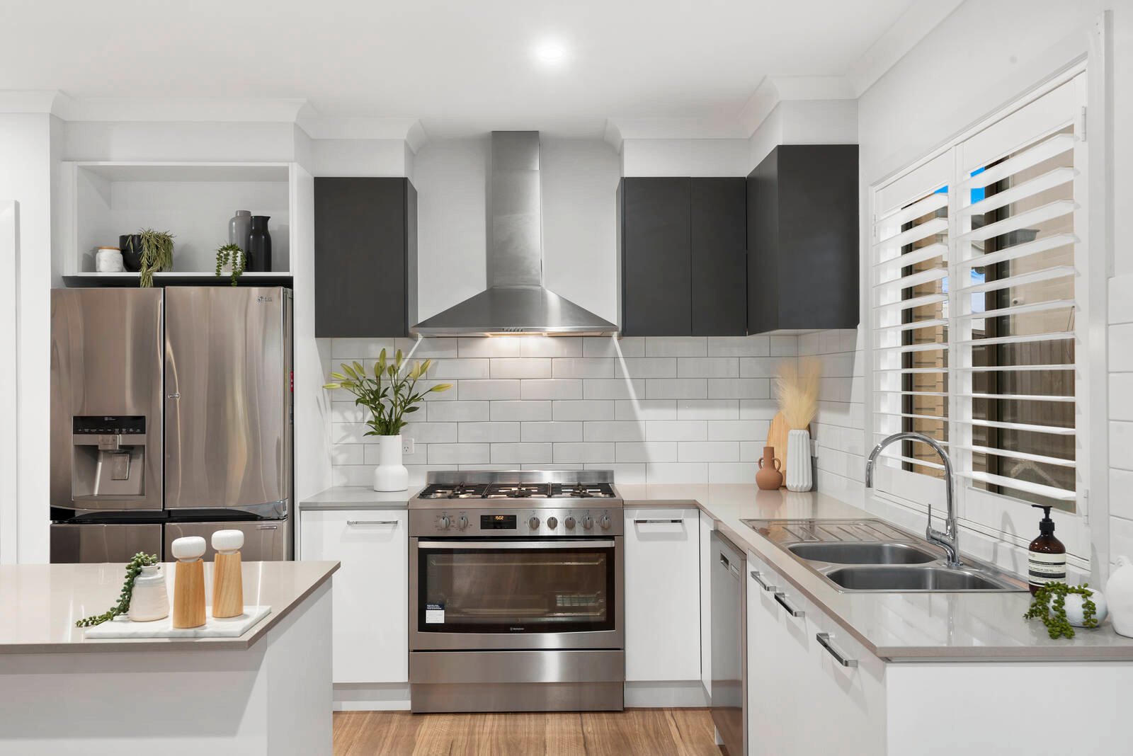 Property Gallery Thumbnail 2
