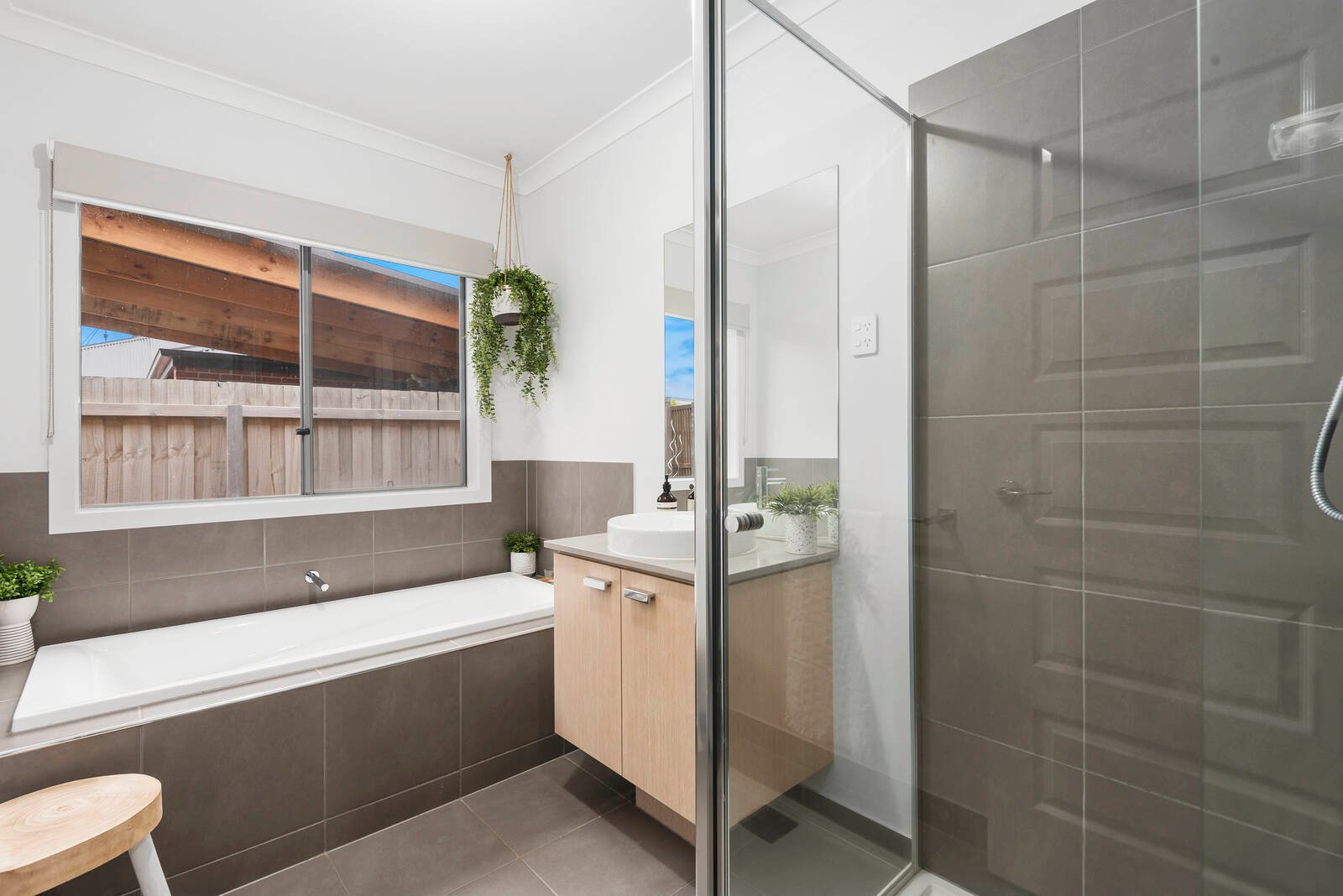 Property Gallery Thumbnail 14