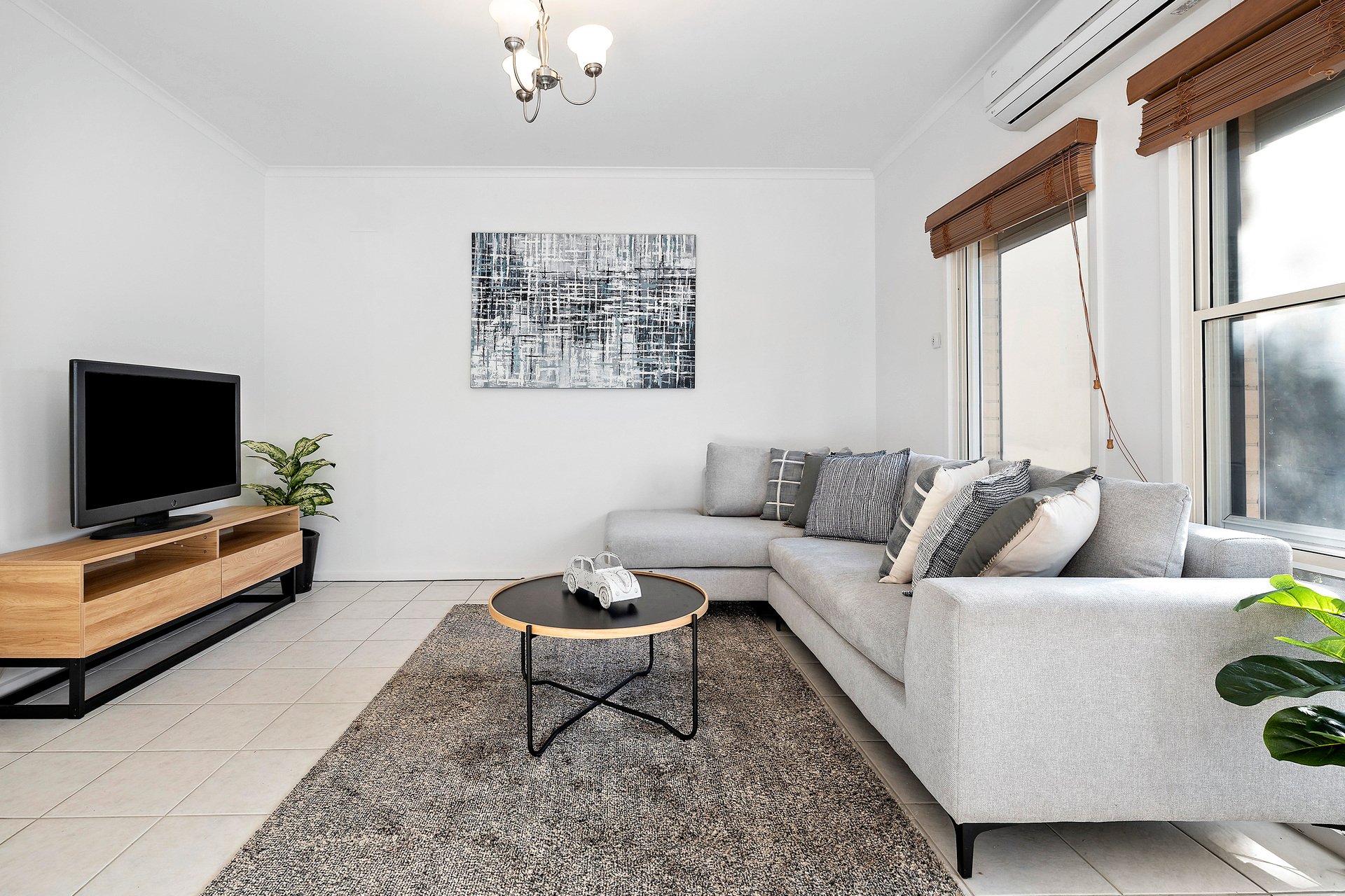 Property Gallery - Main Image