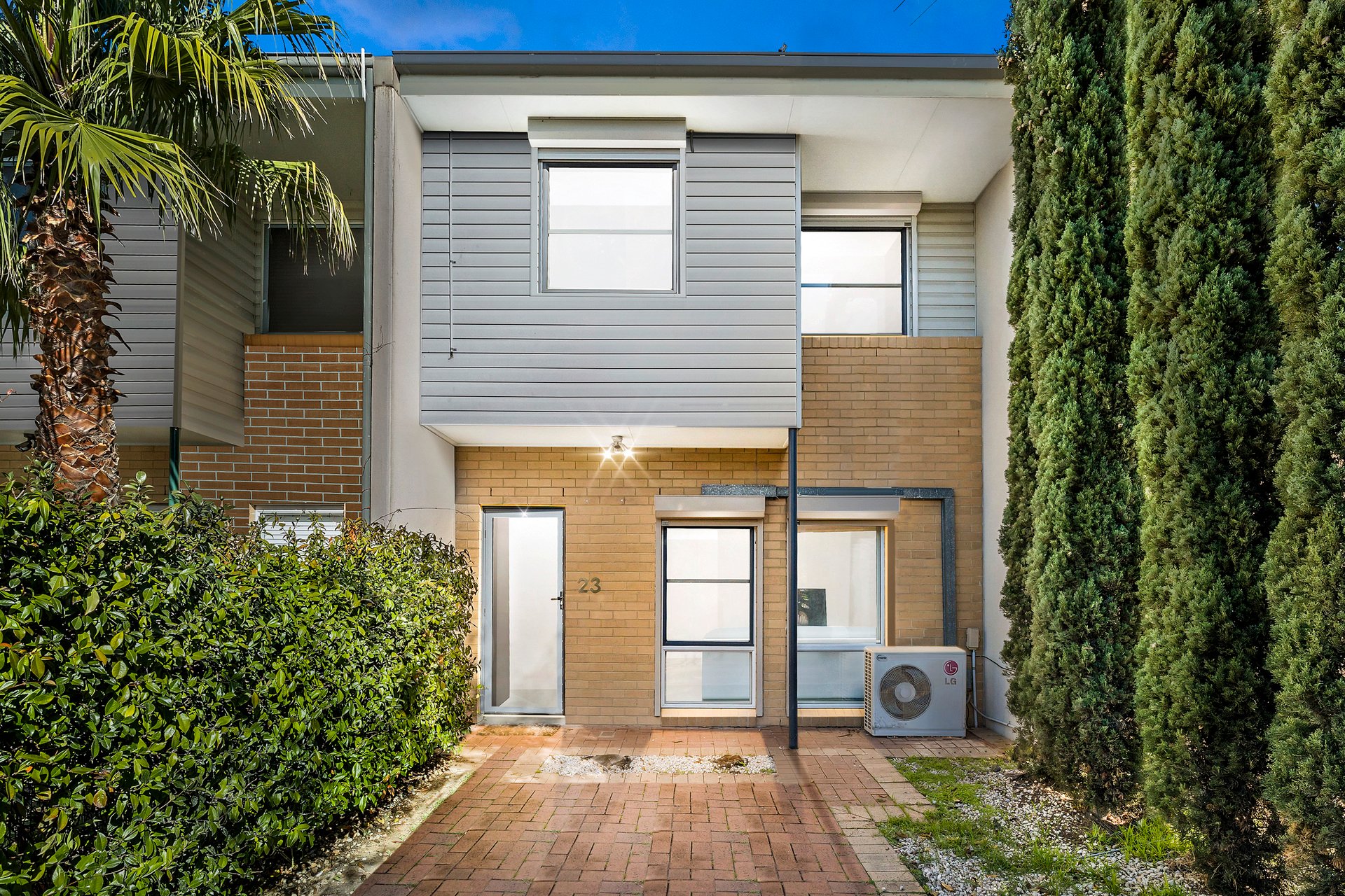 Property Gallery Thumbnail 10