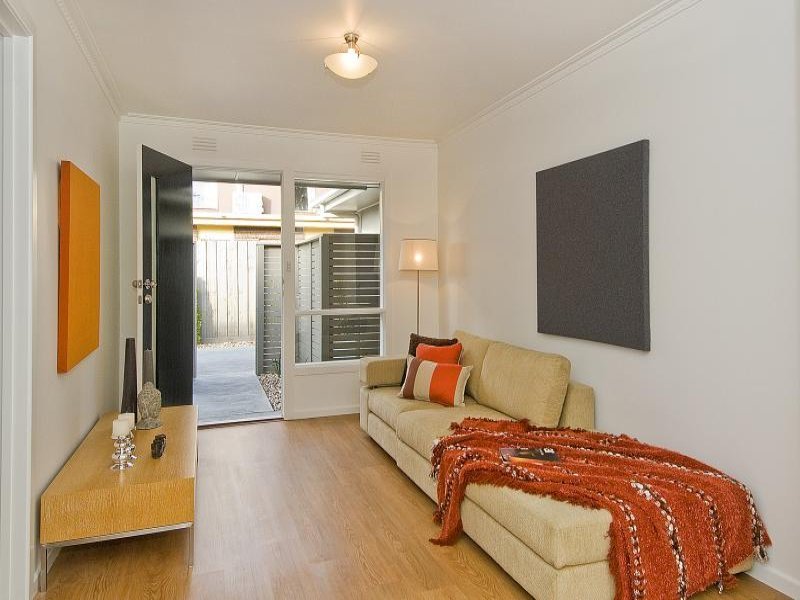 2/3 Colville Court, Herne Hill image 3