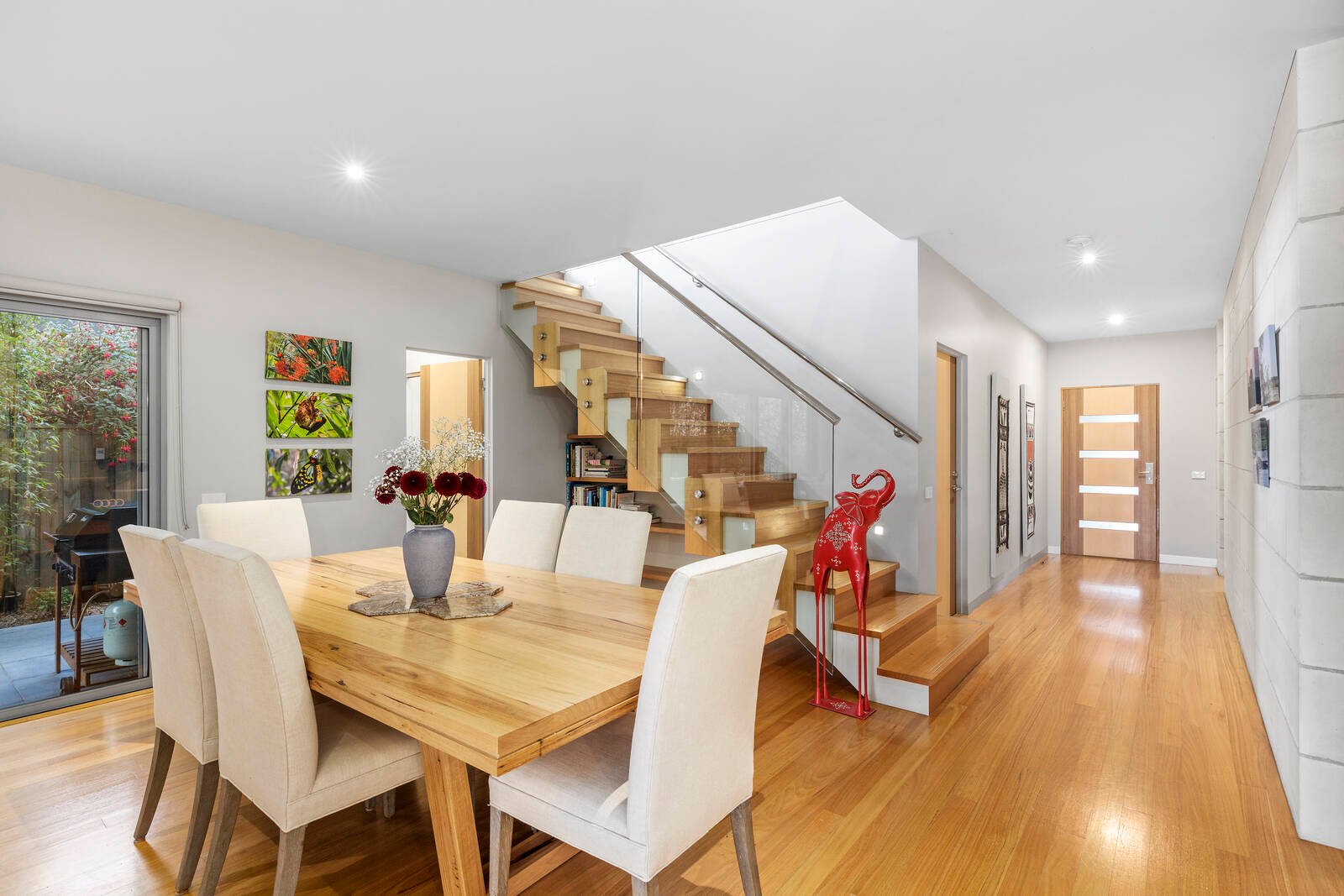 Property Gallery Thumbnail 6
