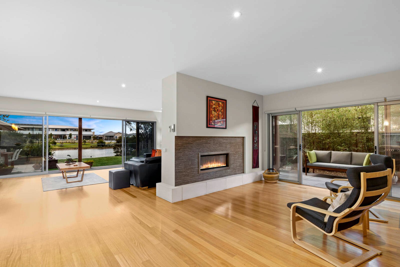 Property Gallery Thumbnail 9
