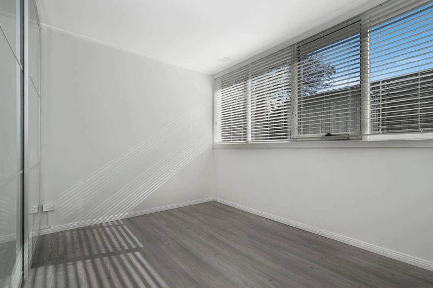 2/3 Davey Street, Parkdale image 5