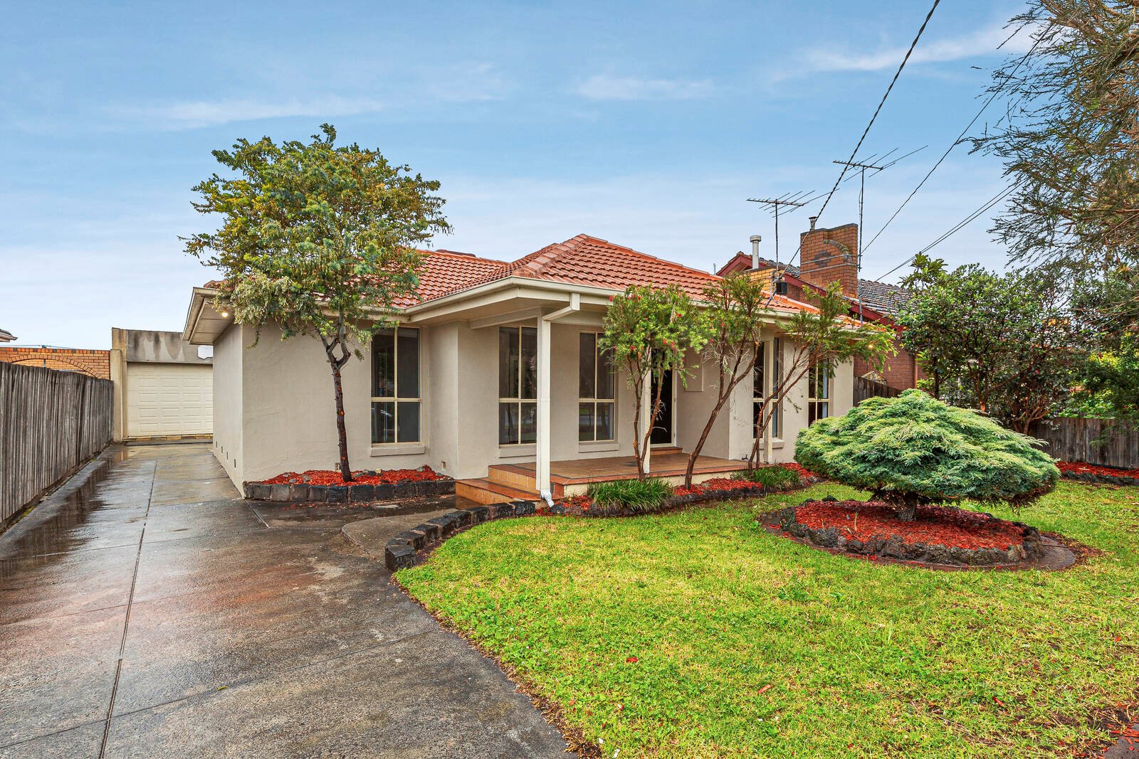 Property Gallery - Main Image